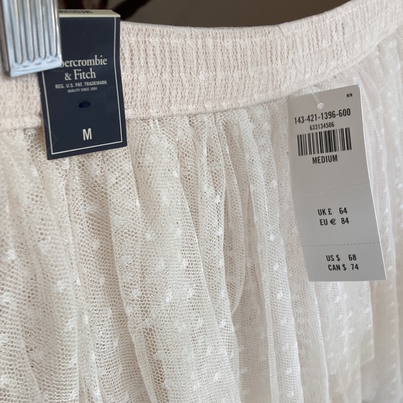 A&F Tulle off white sheet polka dot layered Mini Skirt - Picture 3 of 5